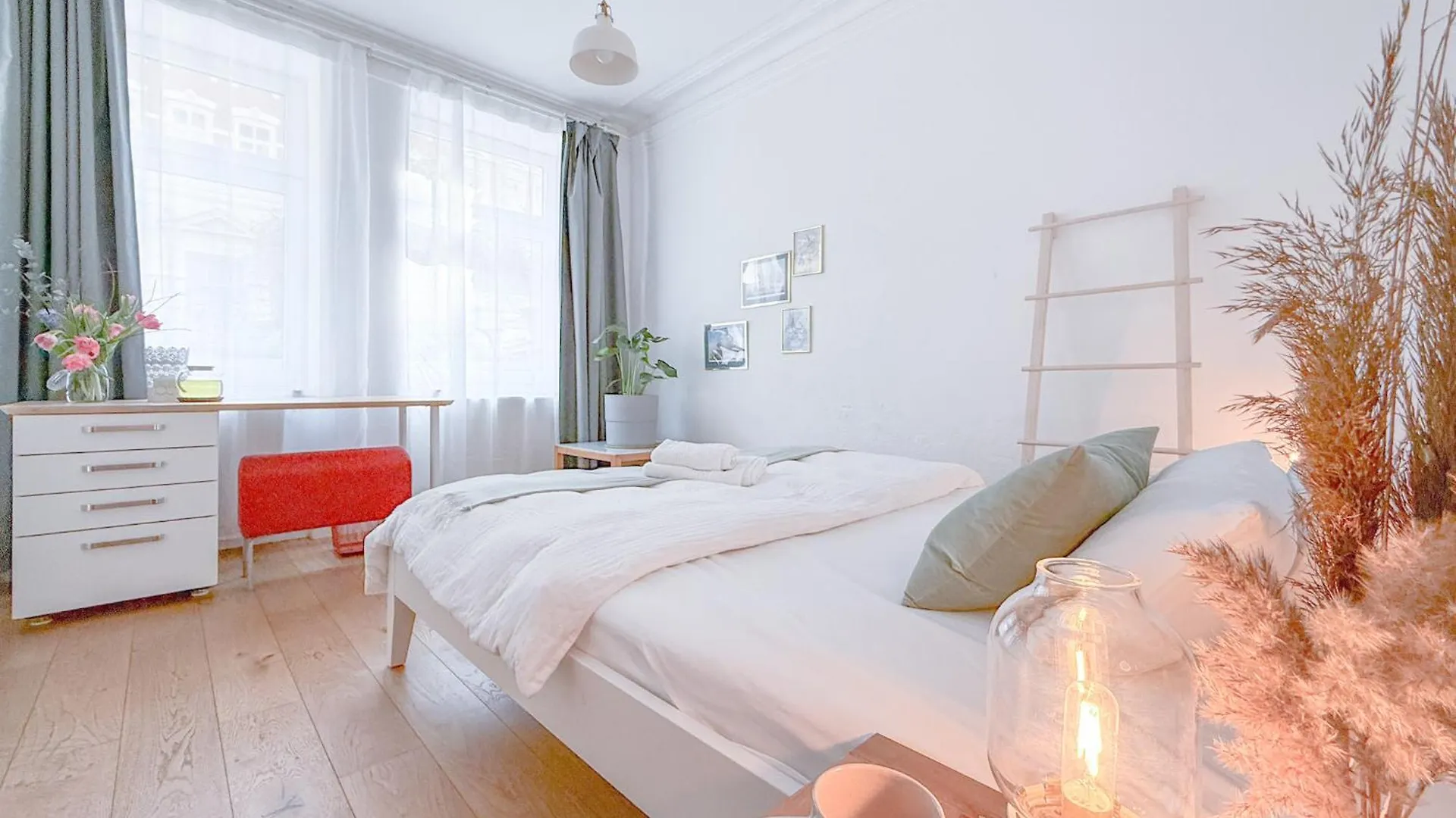 Koje - Stilvolle Altbauwohnung In Ottensen - Urban Und Familienfreundlich Αμβούργο